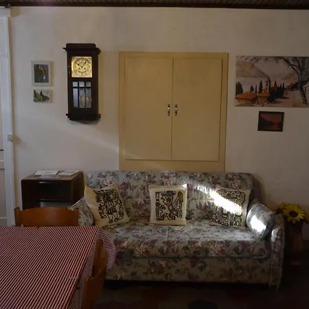 Casa Adriana * Oria (Como)